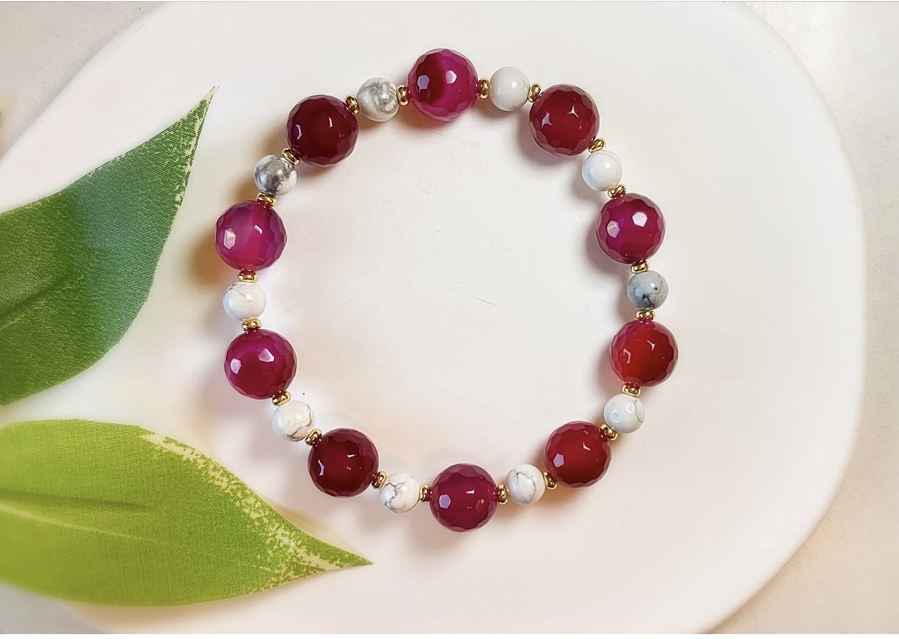 Berry Agate & Howlite Harmony Bracelet